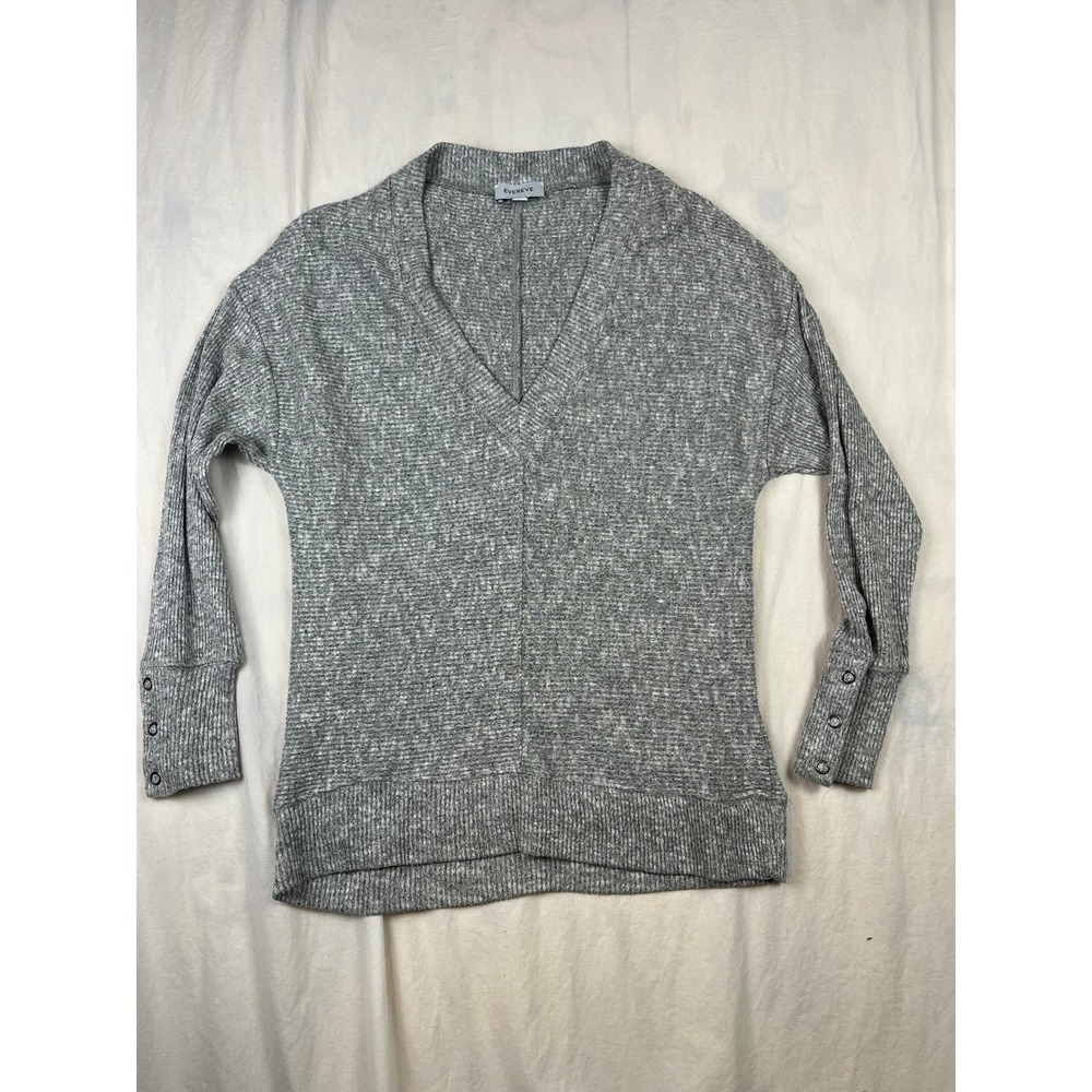 Evereve Womens Grey Ribbed V-Neck Sweater Button Cuff Long Sleeve Top Small